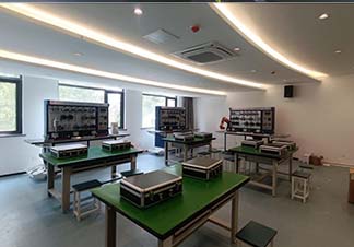 井冈山大学